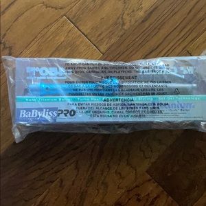 BaByliss 1 1/4” conicurl nano titanium